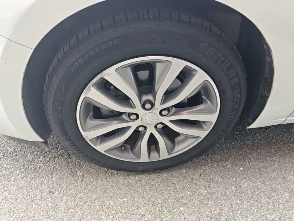 Buick Excelle — миниатюра 23