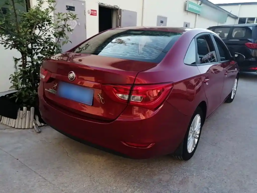 Buick Excelle — миниатюра 7