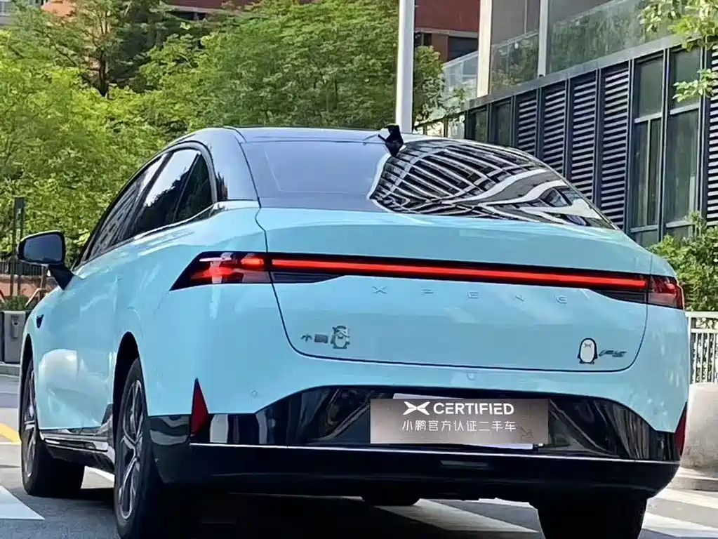 XPeng P5 — миниатюра 9