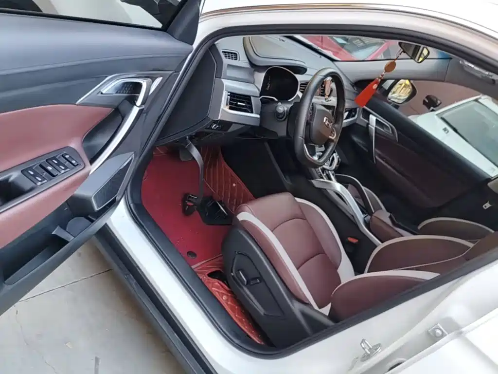 Geely Boyue — миниатюра 16