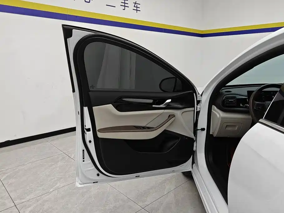BYD Qin PLUS — миниатюра 7