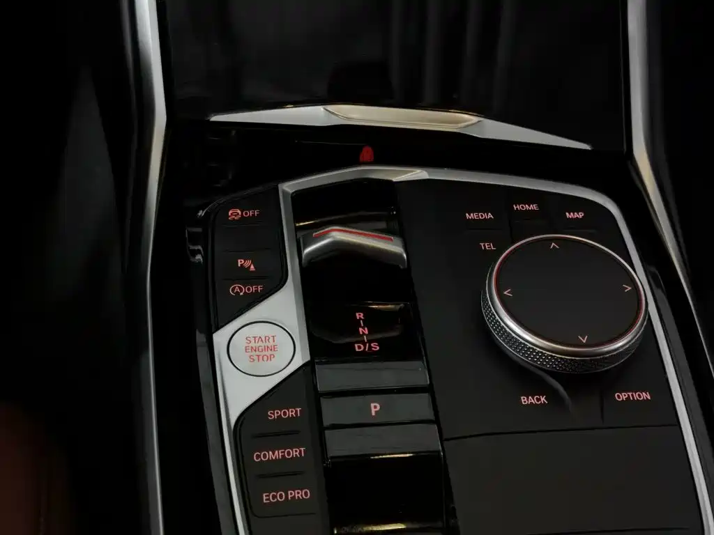 BMW 3 Series — миниатюра 13
