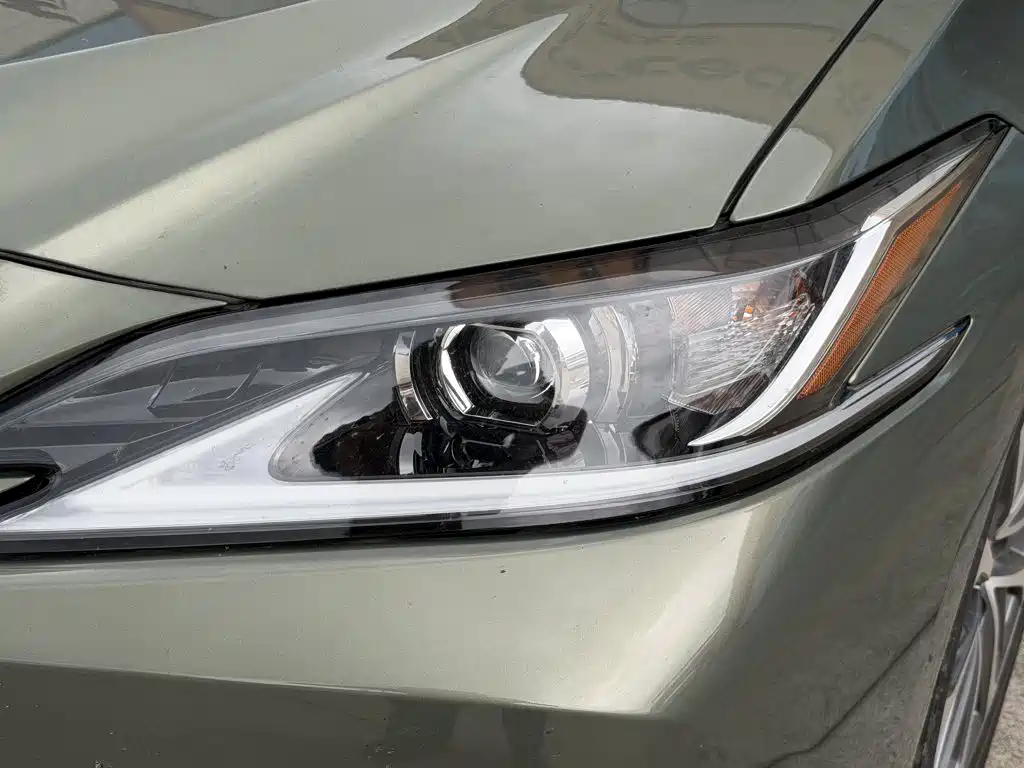 Lexus ES — миниатюра 4