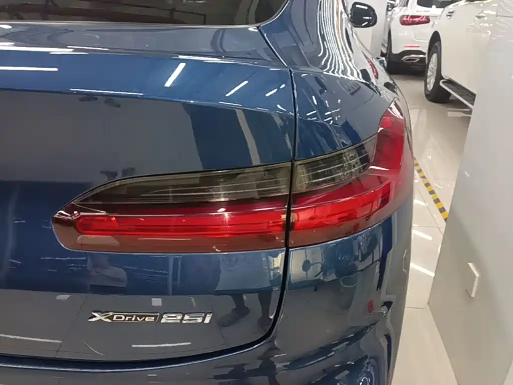 BMW X4 — миниатюра 8