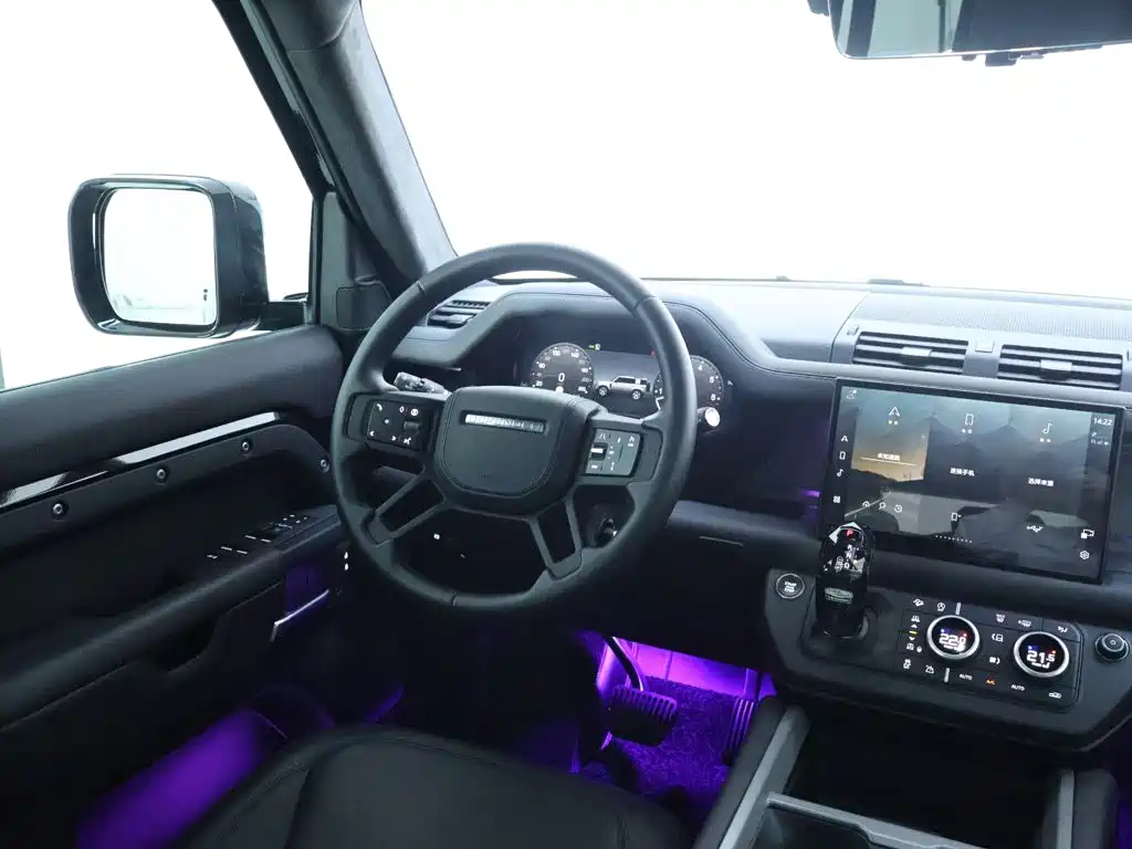 Land Rover Defender — миниатюра 14