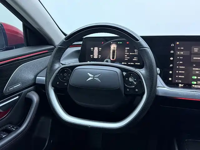 XPeng P7 — миниатюра 9