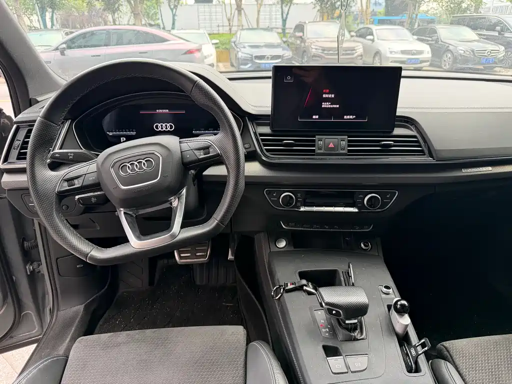 Audi Q5L Sportback 2024 40 TFSI Luxury