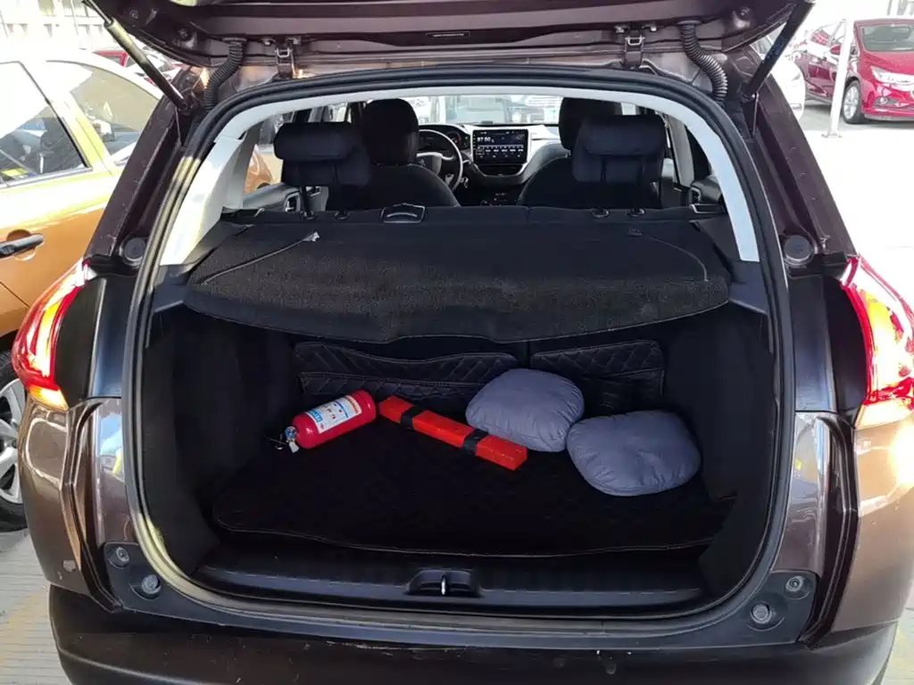Peugeot 2008 — миниатюра 19