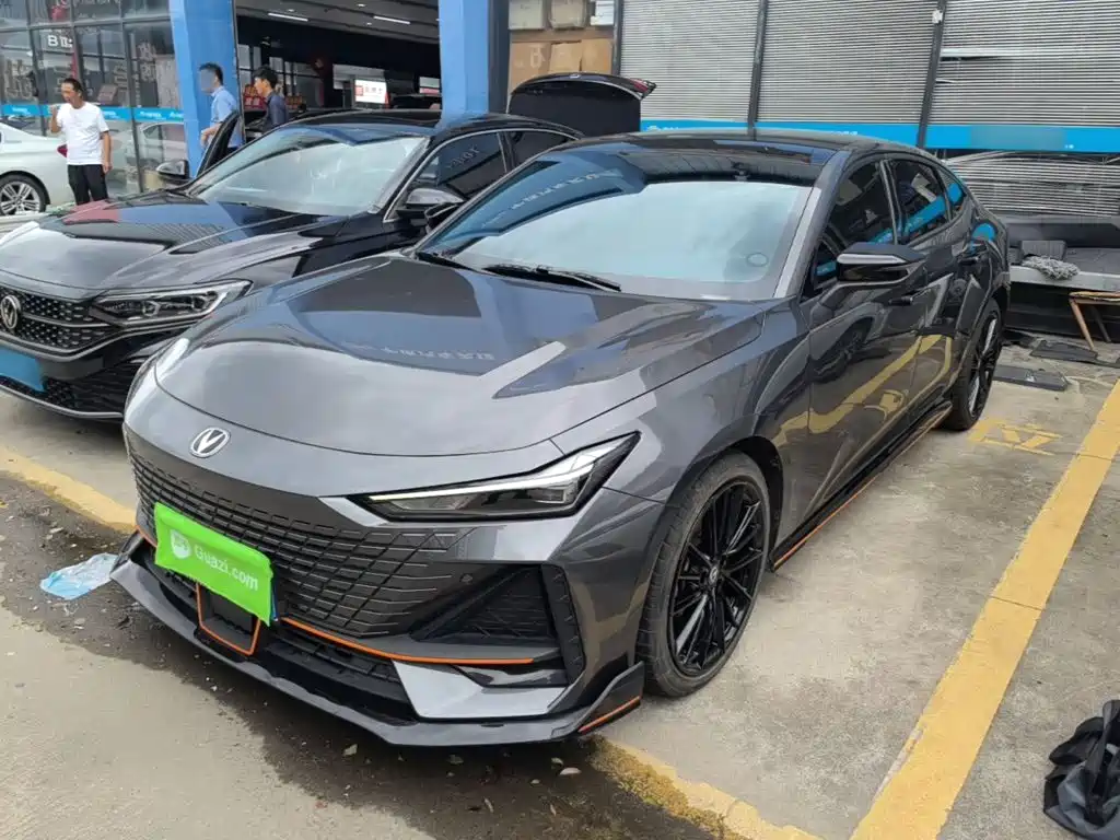 Changan UNI-V