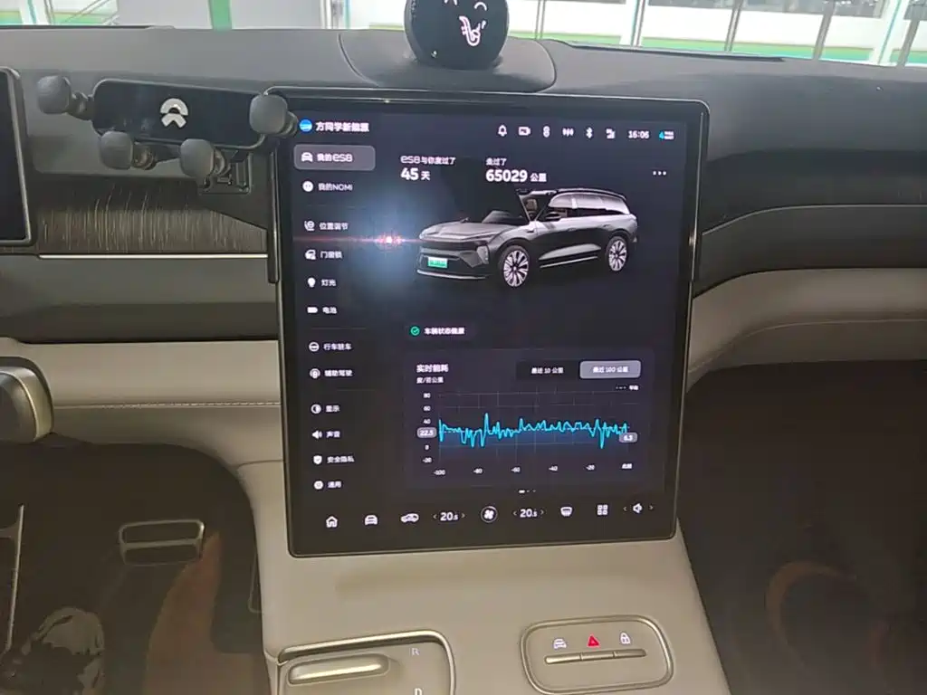 NIO ES8 — миниатюра 13