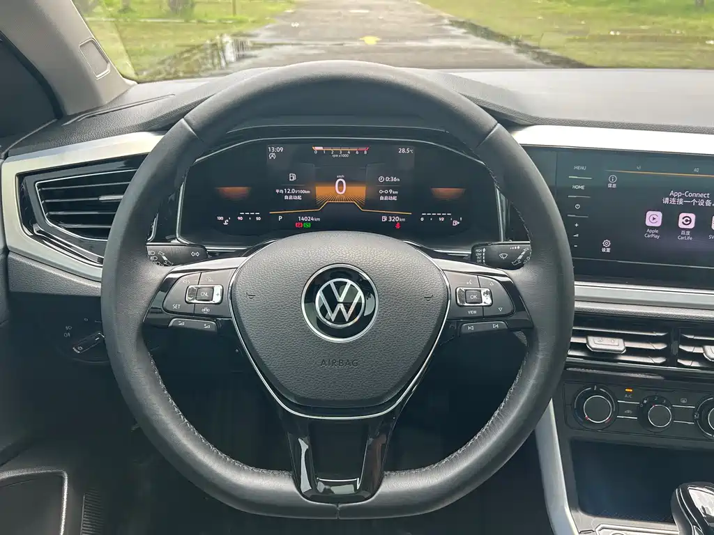 Volkswagen Polo — миниатюра 9