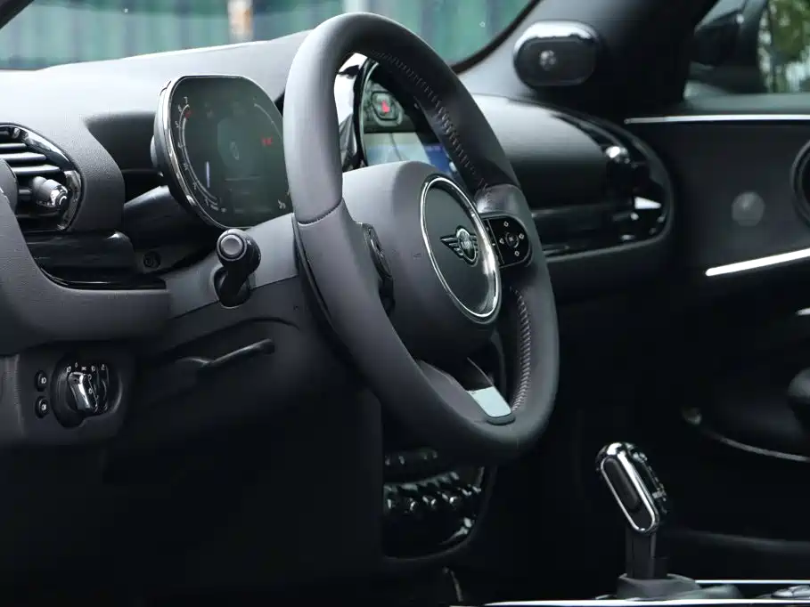 MINI Mini Clubman — миниатюра 21