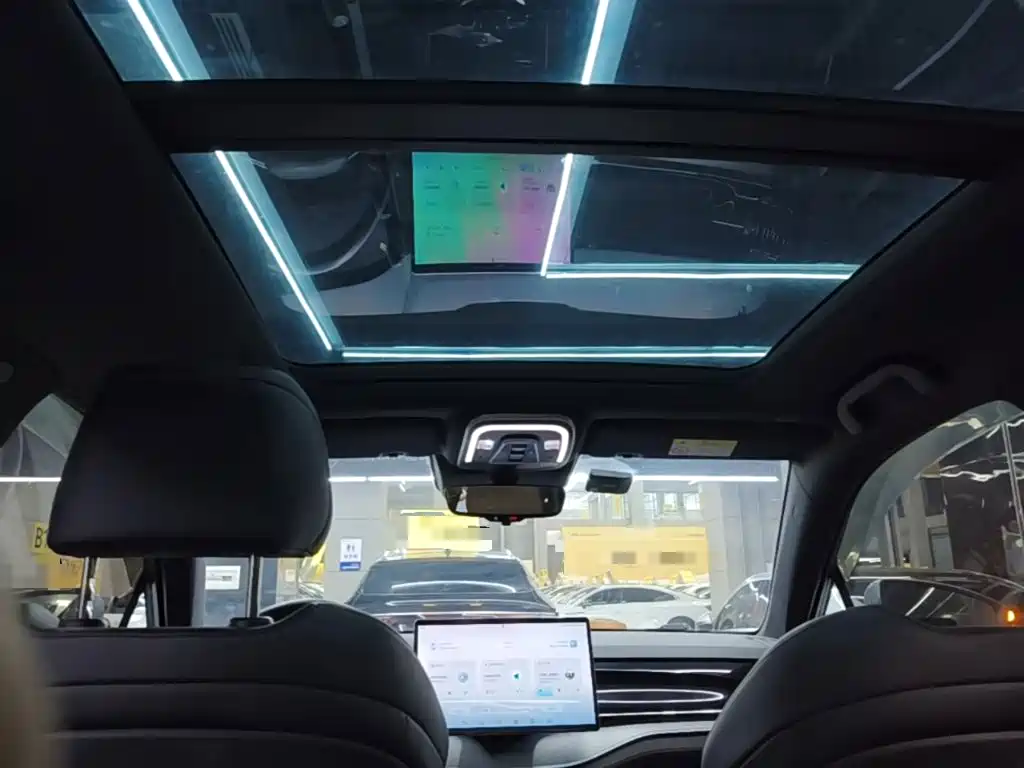 BYD Tang New Energy — миниатюра 18