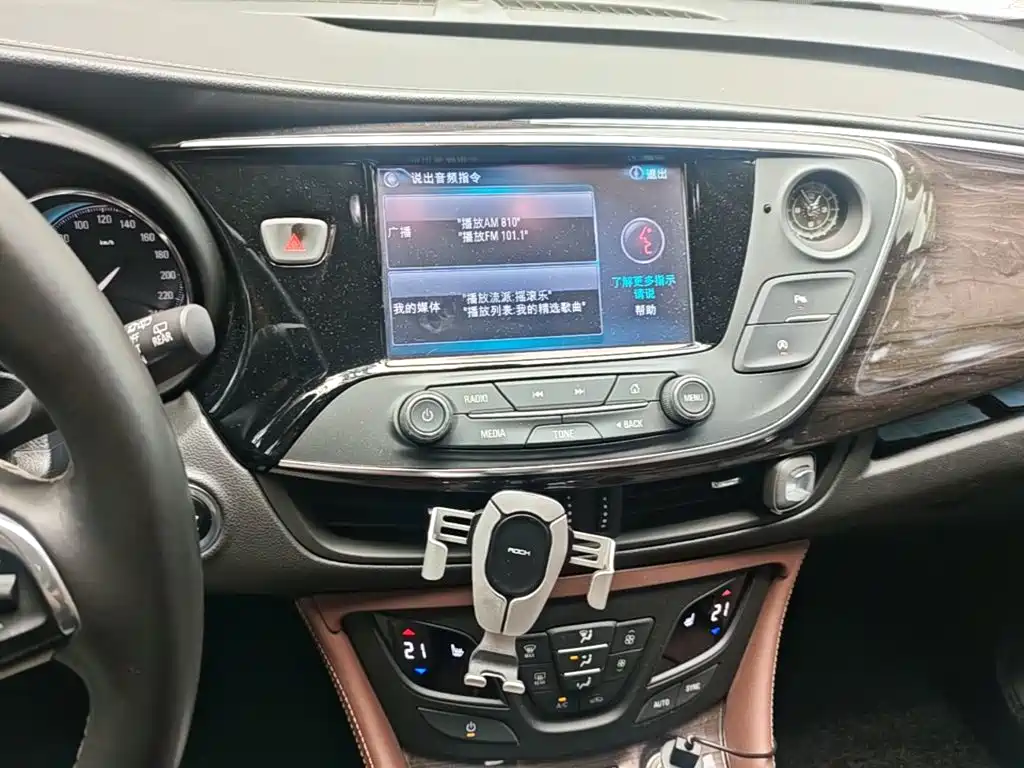 Buick Envision Plus — миниатюра 18