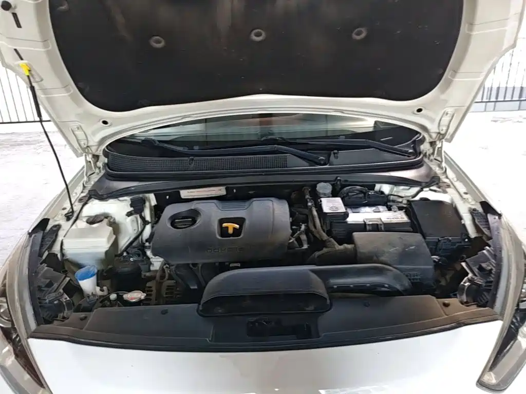 Hyundai Mistra — миниатюра 20