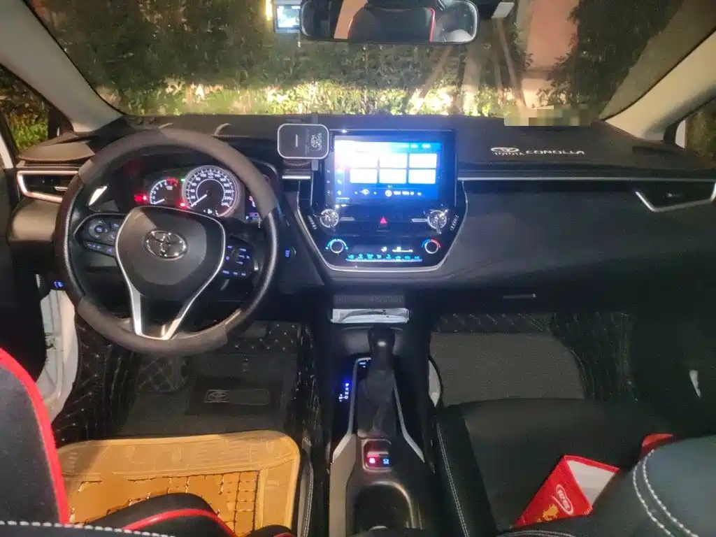 Toyota Corolla — миниатюра 5