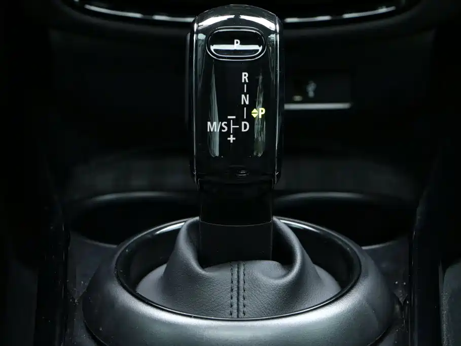 MINI Mini Clubman — миниатюра 25