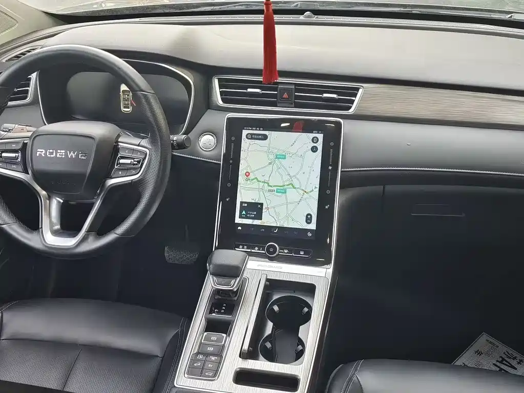 Roewe RX5 New Energy — миниатюра 13