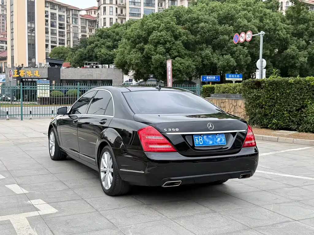 Mercedes-Benz S-Class — миниатюра 7