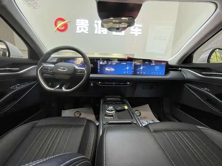 Ford Mondeo — миниатюра 6