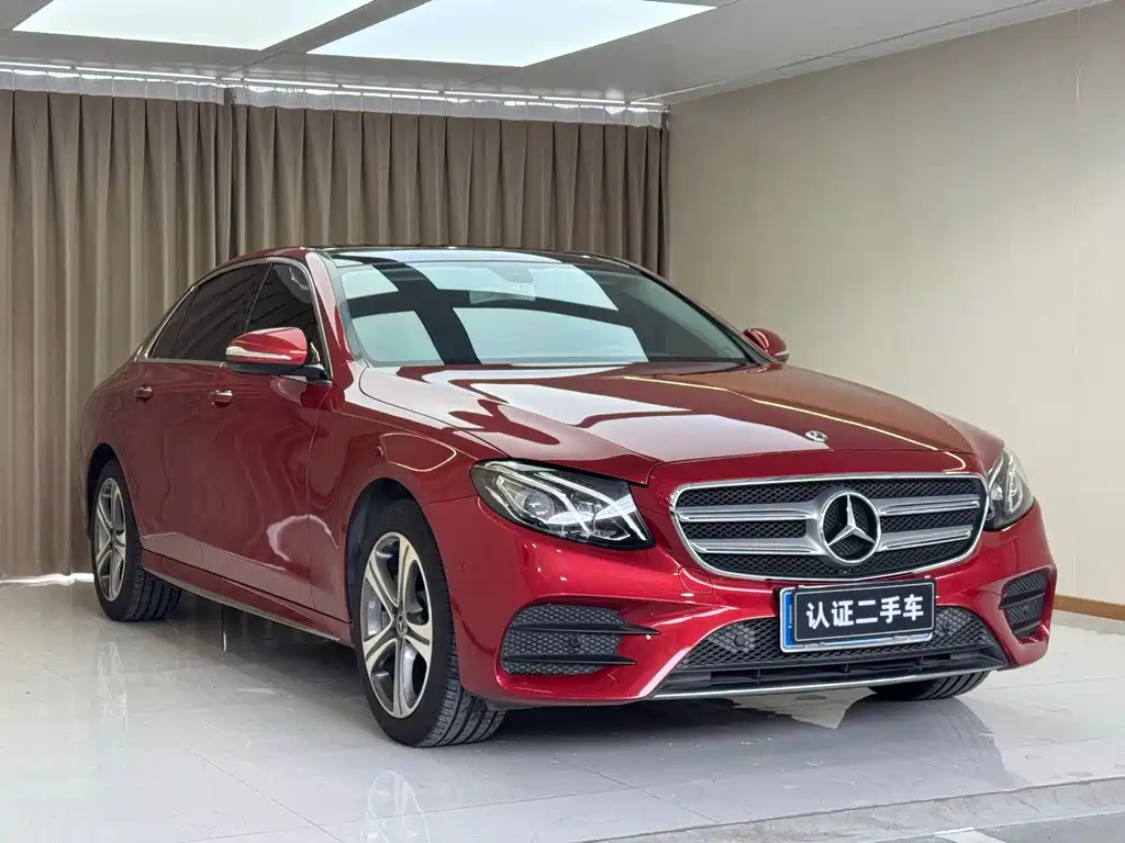 Mercedes-Benz E-Class — миниатюра 3