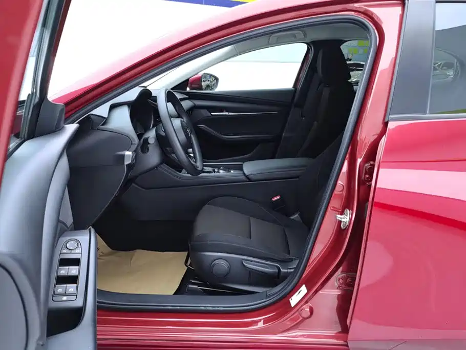 Mazda 3 Axela — миниатюра 9