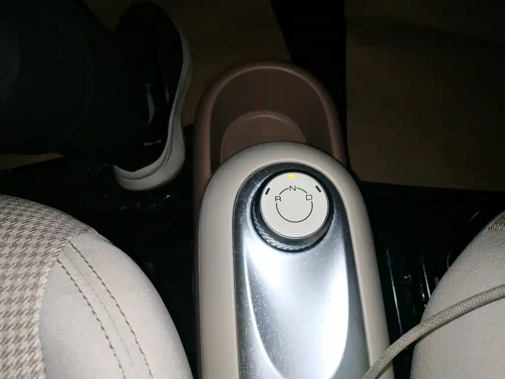 Wuling MINIEV — миниатюра 14