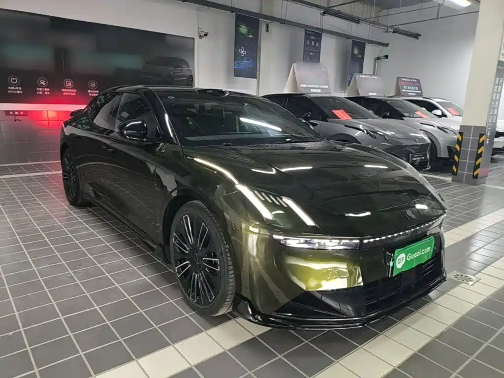 Lynk & Co 10 — миниатюра 4