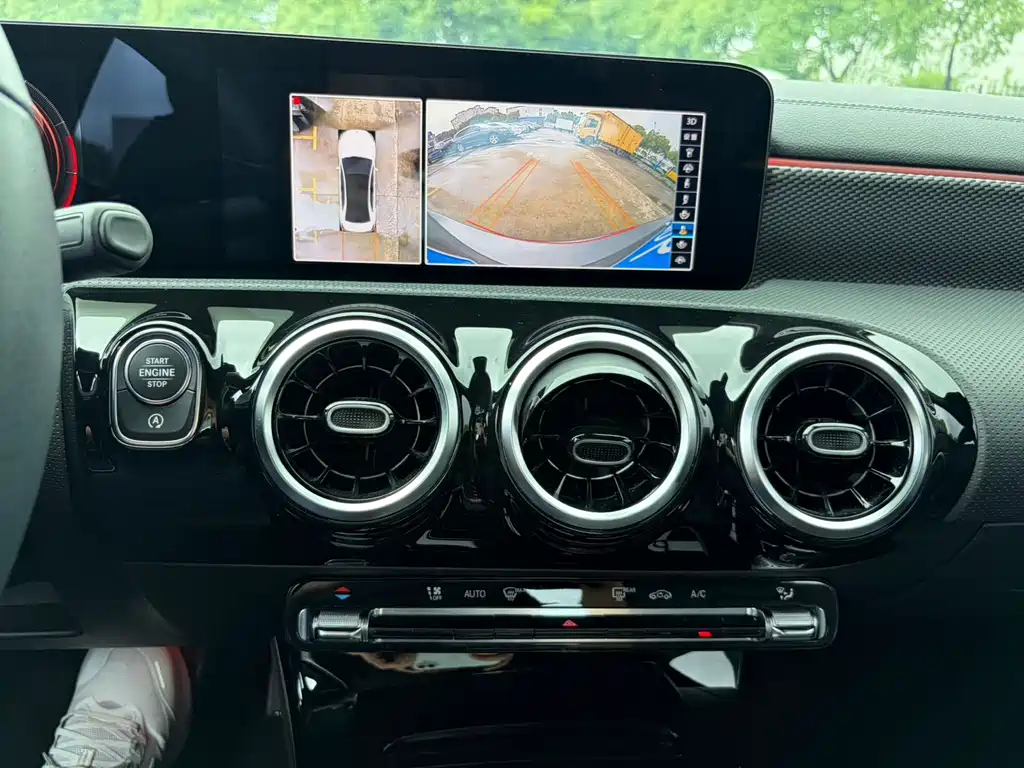 Mercedes-Benz A-Class — миниатюра 12