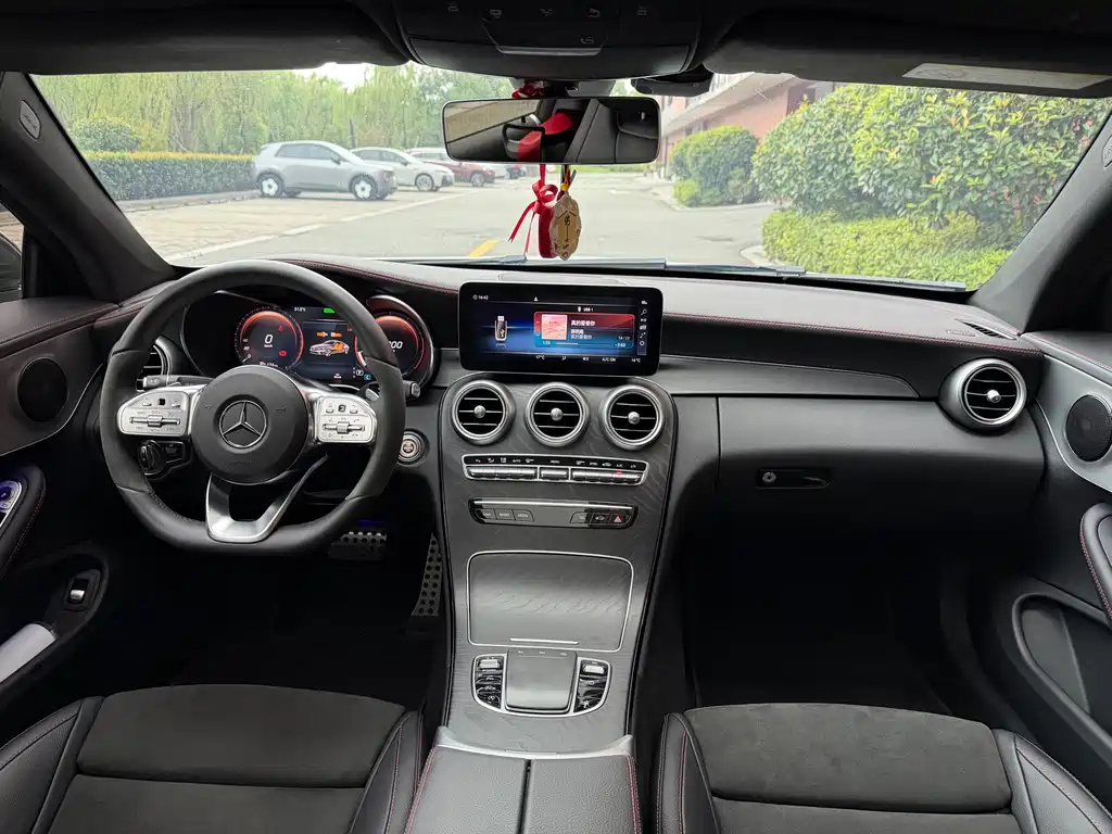 Mercedes-Benz C-Class (Import) — миниатюра 7