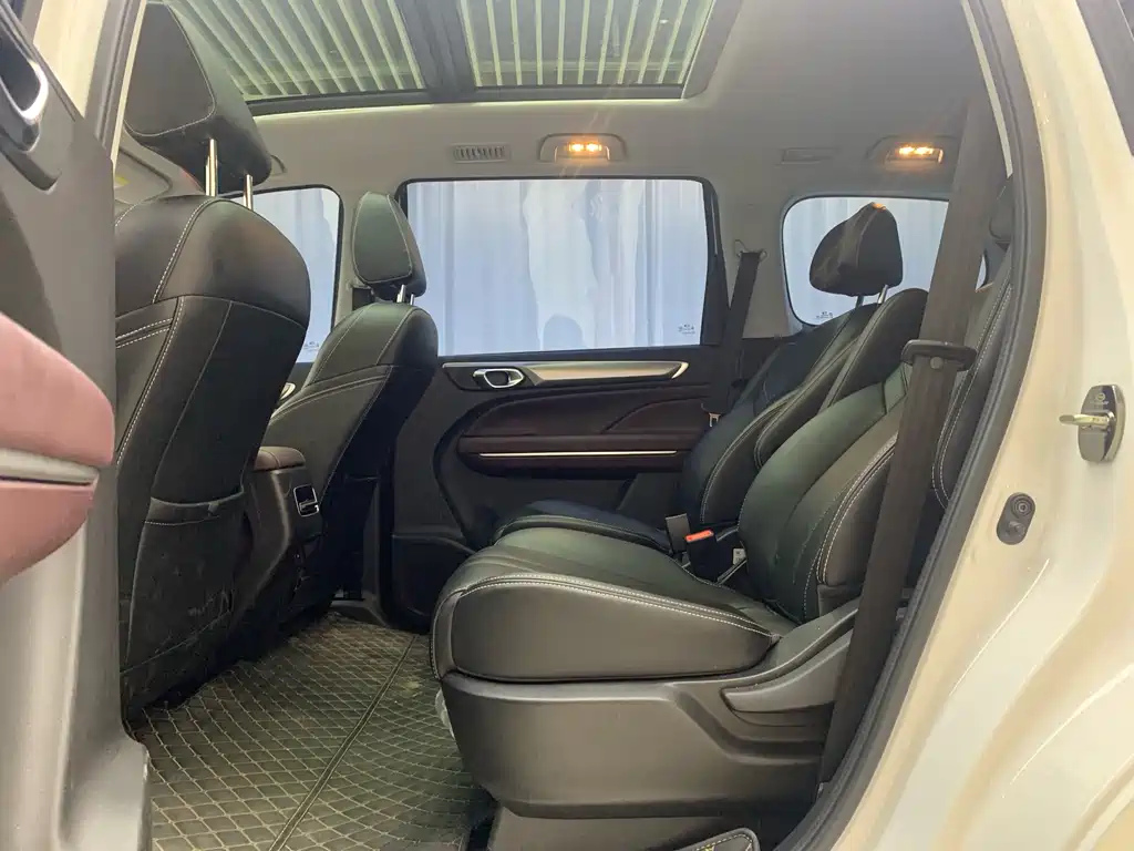 GAC Motor Trumpchi M6 — миниатюра 8