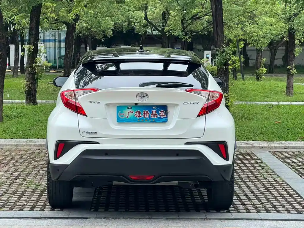 Toyota C-HR — миниатюра 6