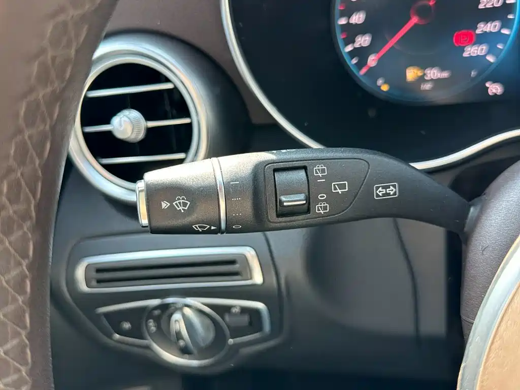 Mercedes-Benz GLC — миниатюра 23