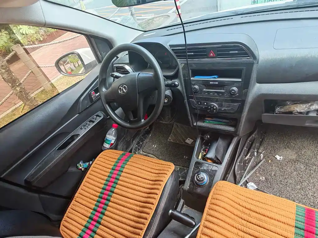 BAIC New Energy EC — миниатюра 7