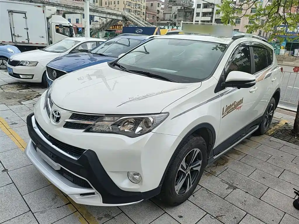 Toyota RAV4 2016