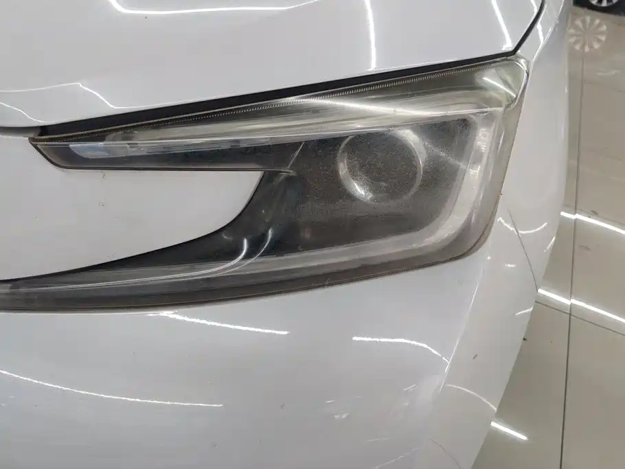 Dongfeng EV YOUNG Guang Xiaoxin — миниатюра 5