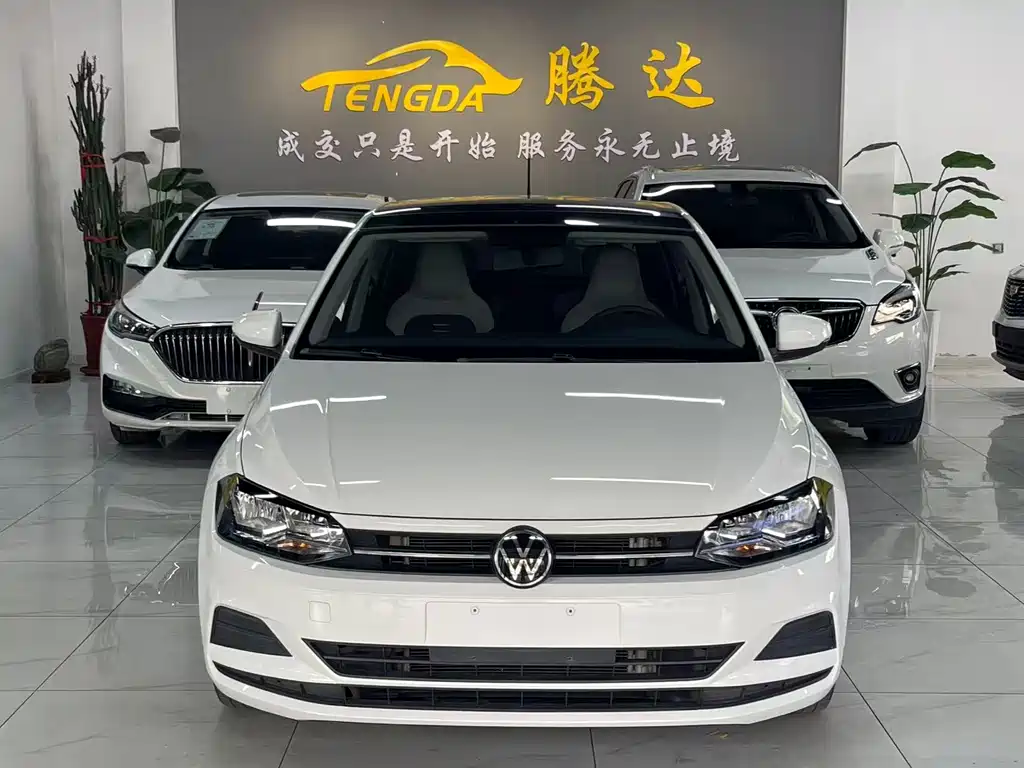 Volkswagen Polo 2021 Plus 1.5L AT