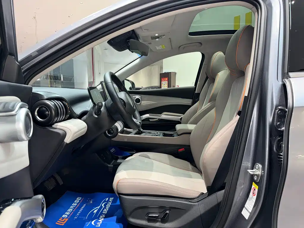 BYD Yuan Plus — миниатюра 6