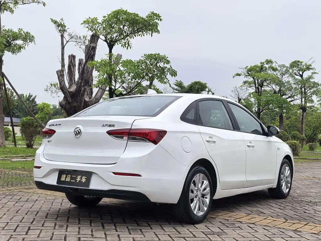Buick Excelle — миниатюра 4