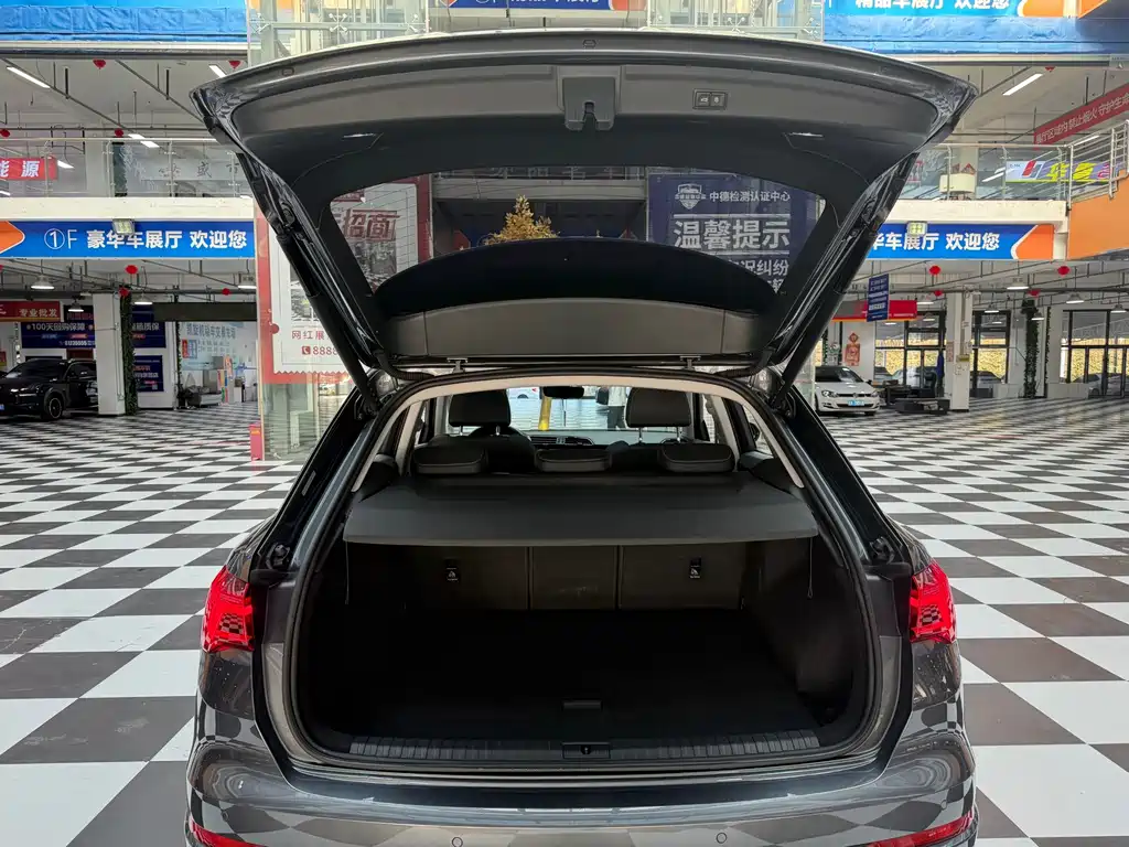 Audi Q3 — миниатюра 8