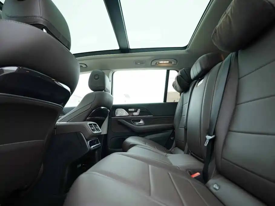 Mercedes-Benz GLS — миниатюра 20
