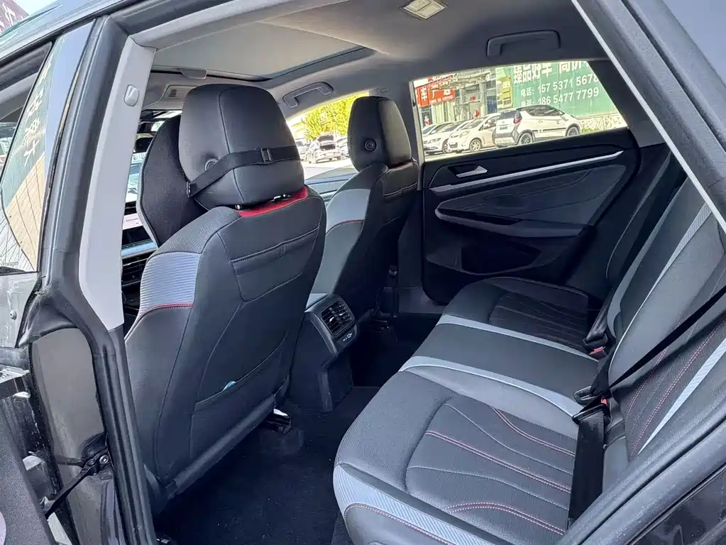 Volkswagen Lamando — миниатюра 4