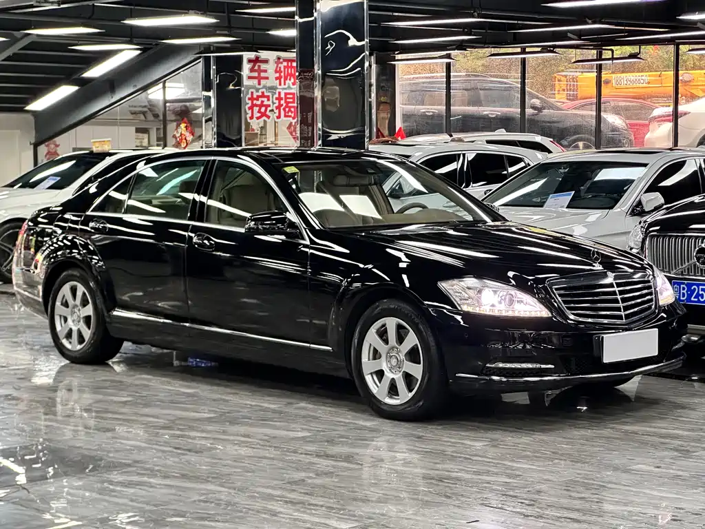 Mercedes-Benz S-Class S 2010 S 300 L