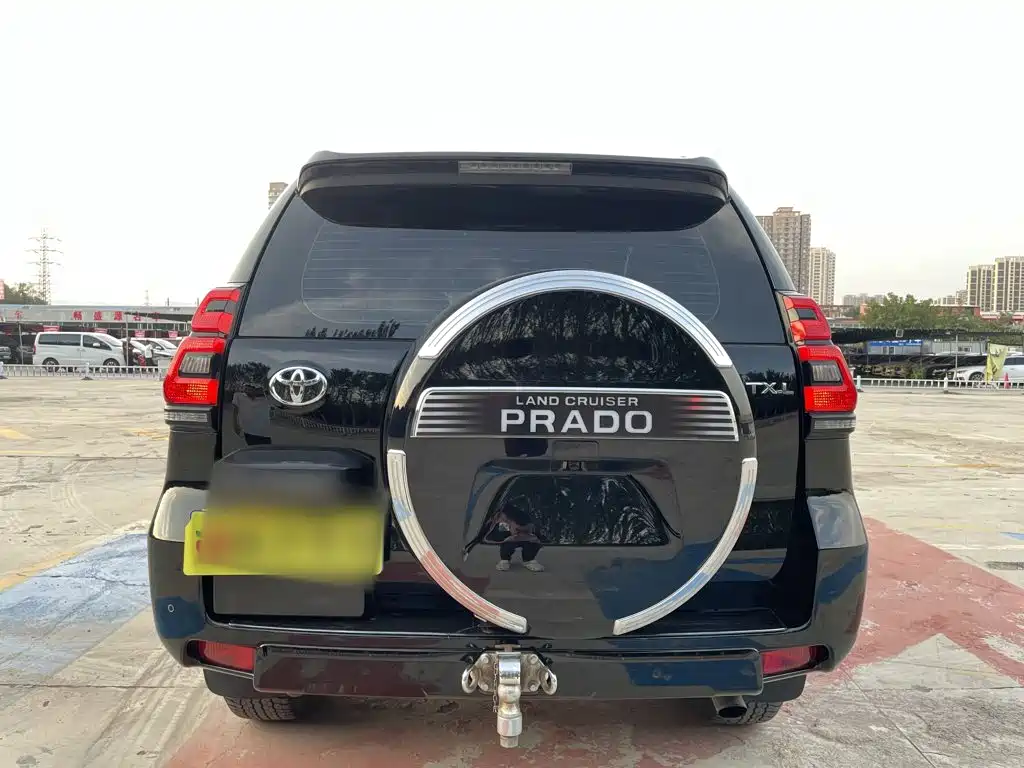 Toyota Prado — миниатюра 9