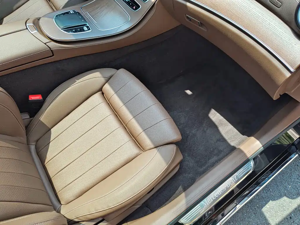 Mercedes-Benz E-Class — миниатюра 28