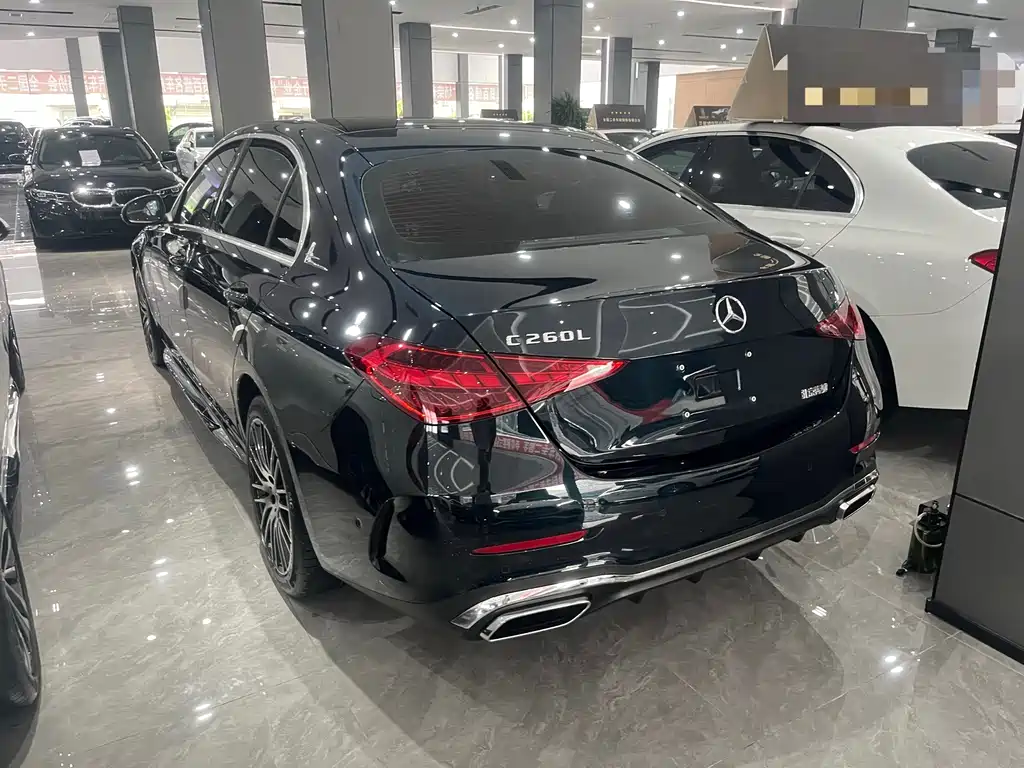 Mercedes-Benz C-Class — миниатюра 10