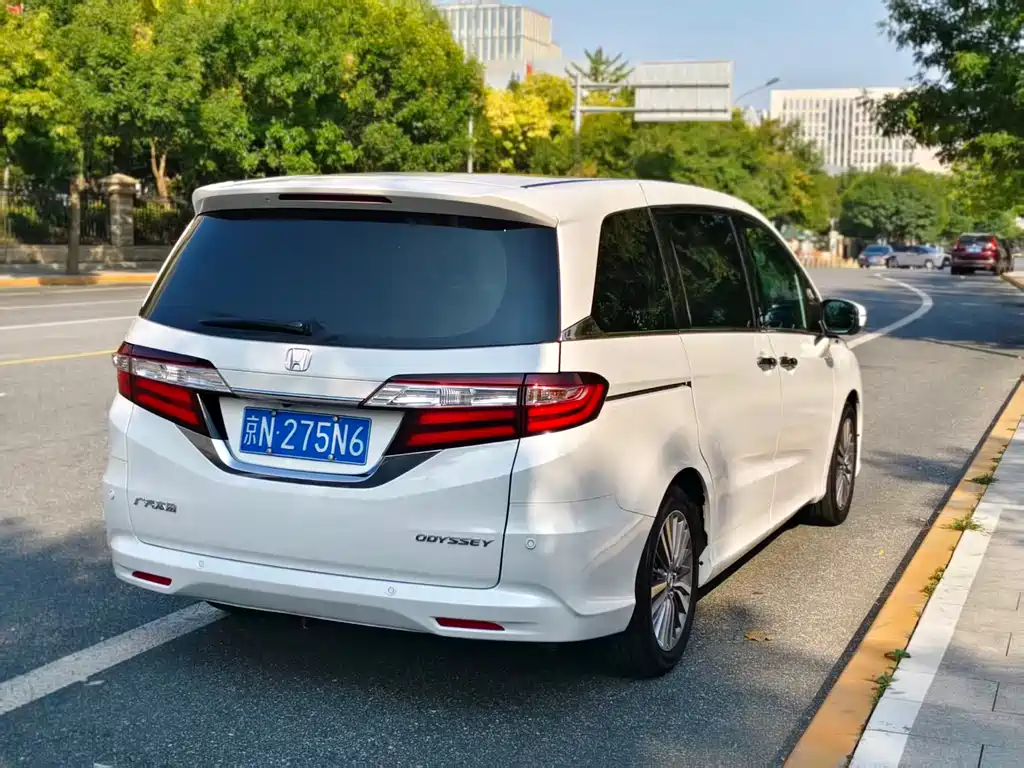 Honda Odyssey — миниатюра 18
