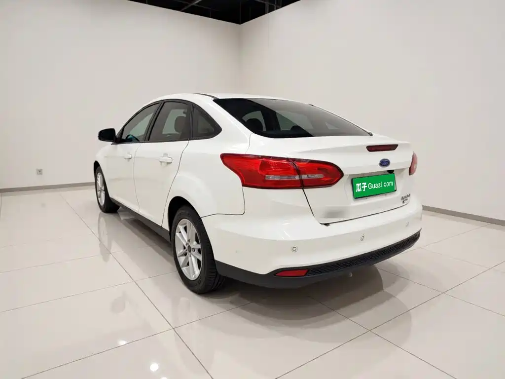 Ford Focus — миниатюра 4