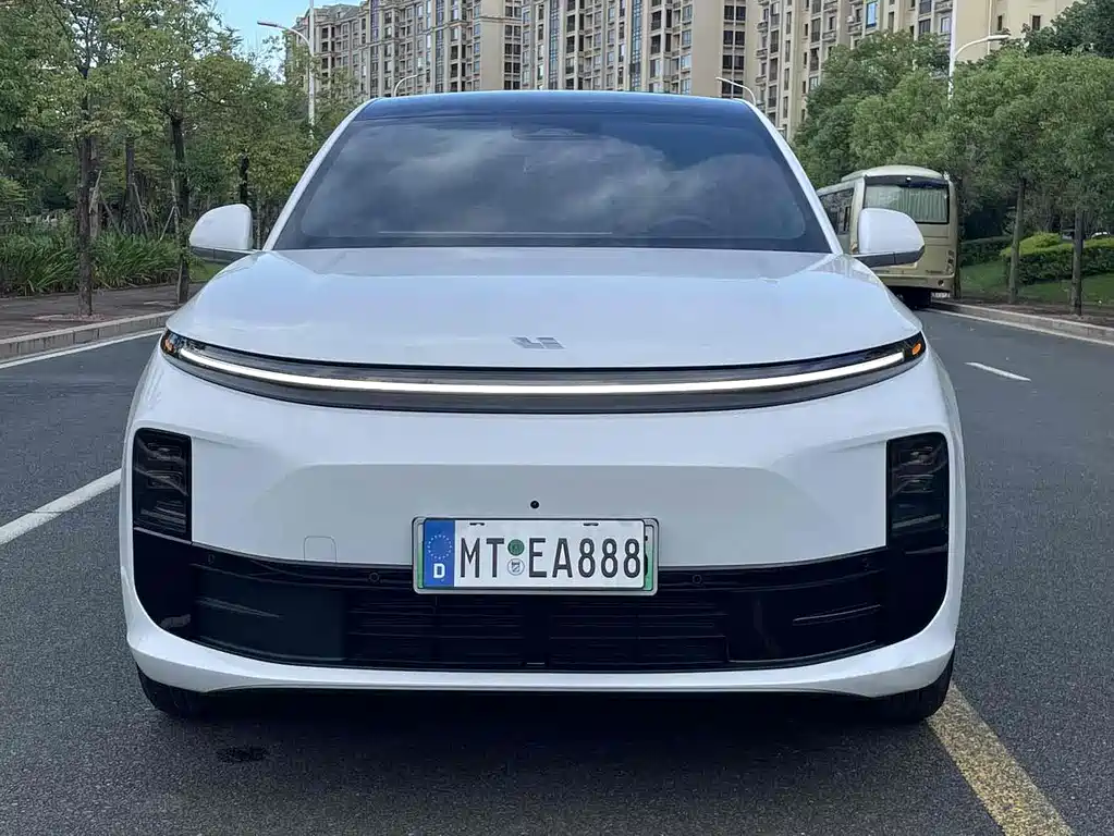 Li Auto L6 2024 Pro