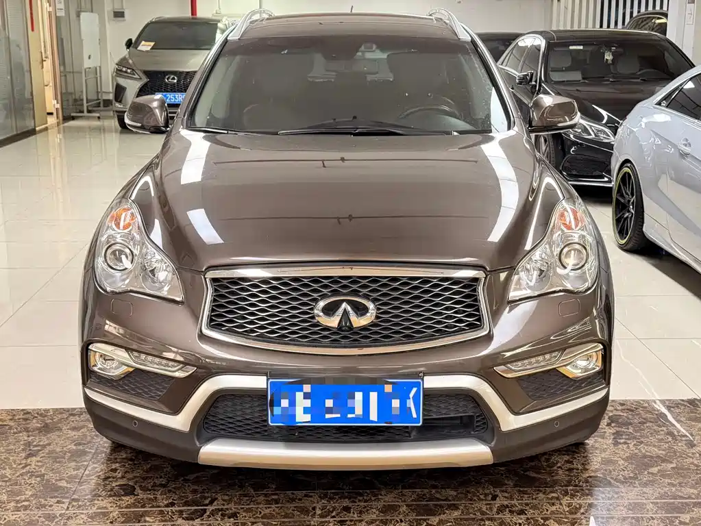 Купить Infiniti QX50